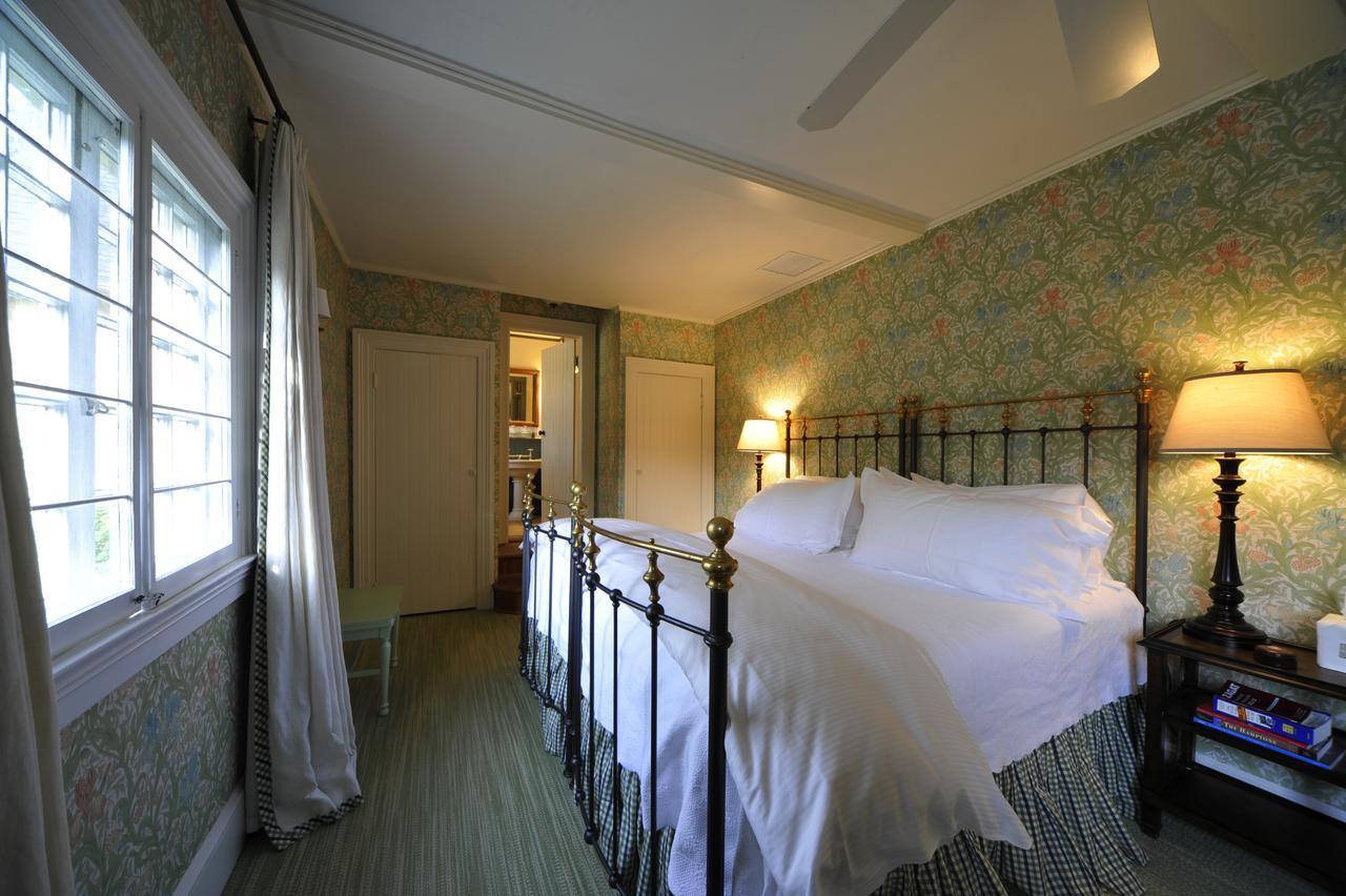 The Baker House 1650 Panzió East Hampton Kültér fotó
